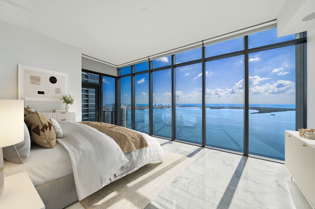 Condo in Miami, Florida, United States 1 - 19174536