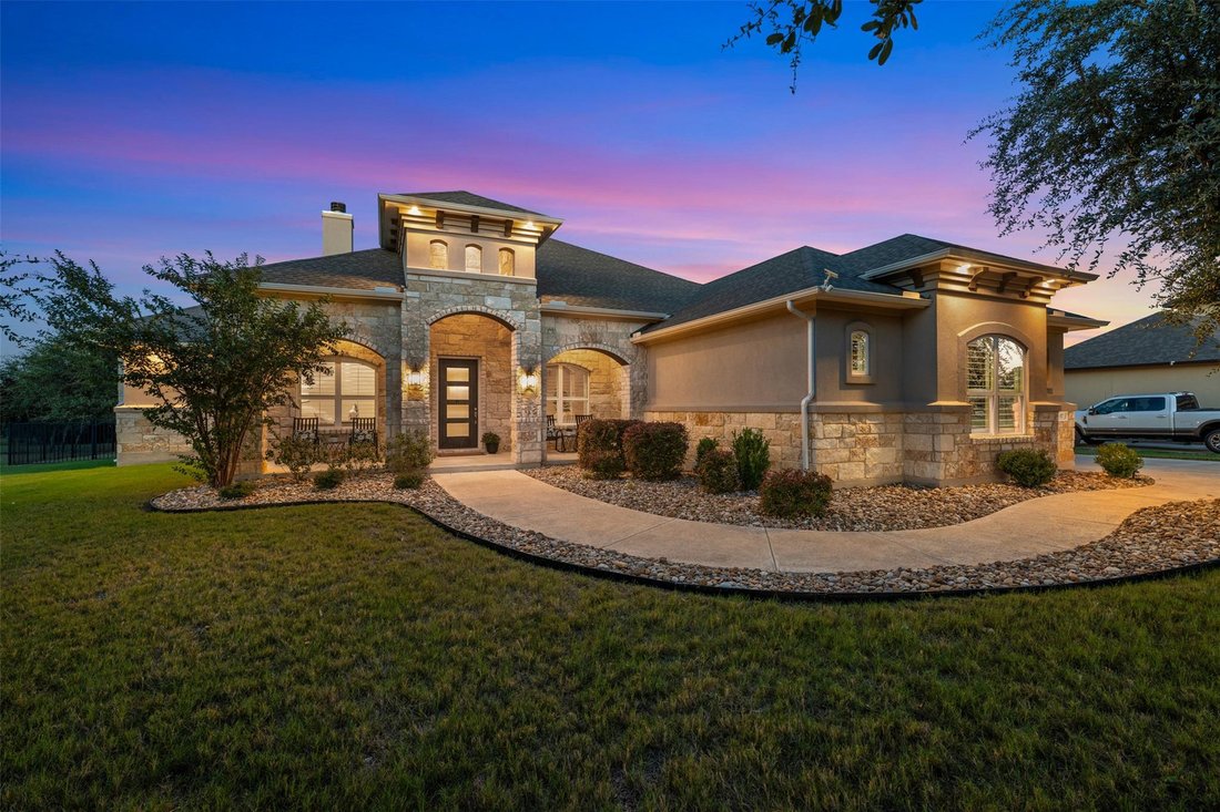 House in Liberty Hill, Texas, United States 1 - 19171996