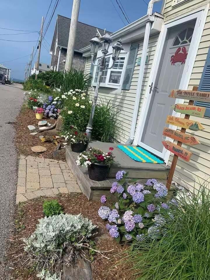 Narragansett, Rhode Island, United States 4 - 19172223