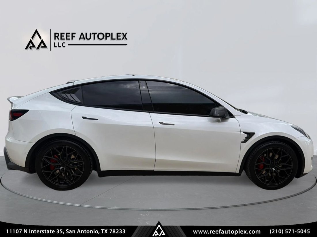 Suv in San Antonio, TX, United States 4 - 19180048