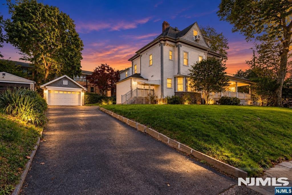 Haus in Ridgefield, New Jersey, Vereinigte Staaten 2 - 19175950