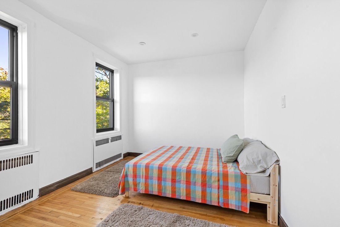 Co Op in New York, New York, United States 5 - 19173163