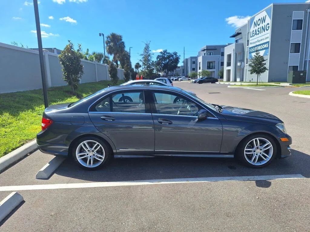 Sedan in Tampa, FL, United States 5 - 19178803