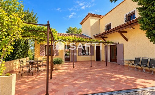 Maison à Cadolive, Provence-Alpes-Côte d'Azur, France 1