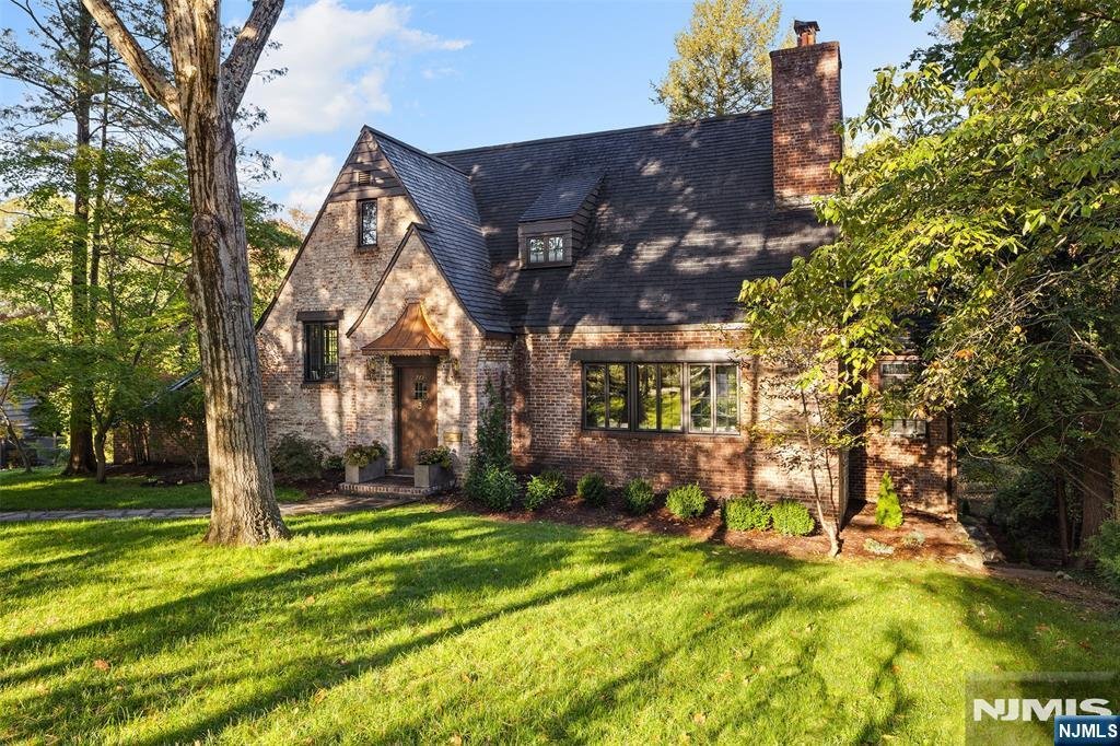 House in Ho-Ho-Kus, New Jersey, United States 1 - 19173915