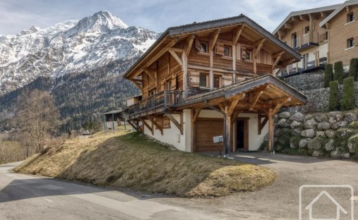 Maison à Les Houches, Auvergne-Rhône-Alpes, France 1
