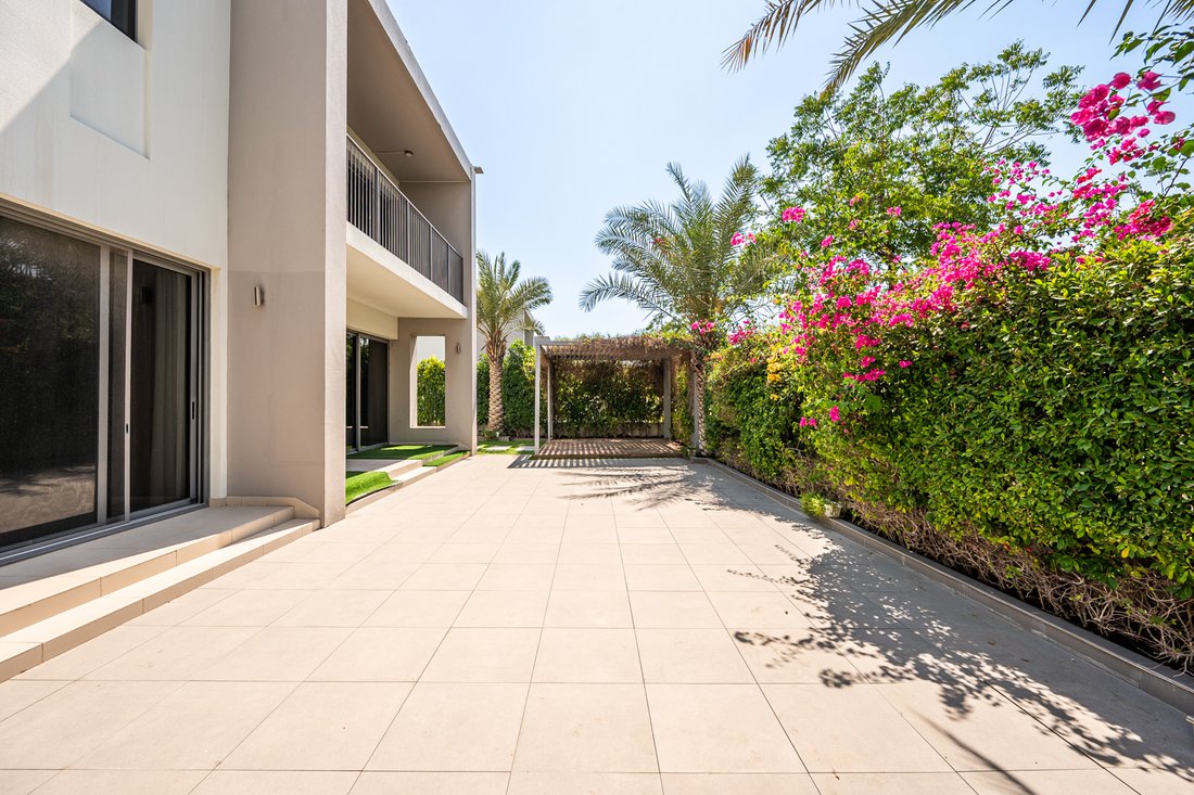 Villa en Al Wasl, Dubái, Emiratos Árabes Unidos 1 - 19181625