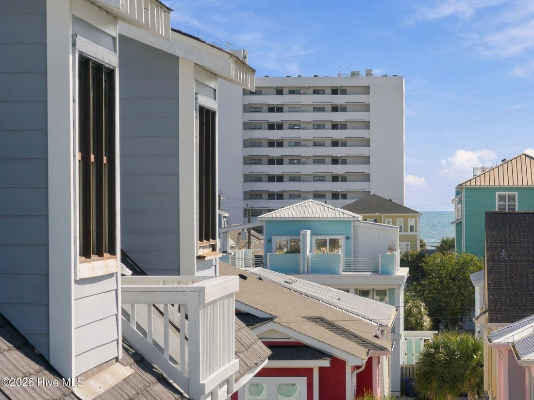 Condo in Carolina Beach, North Carolina, United States 4 - 19172755