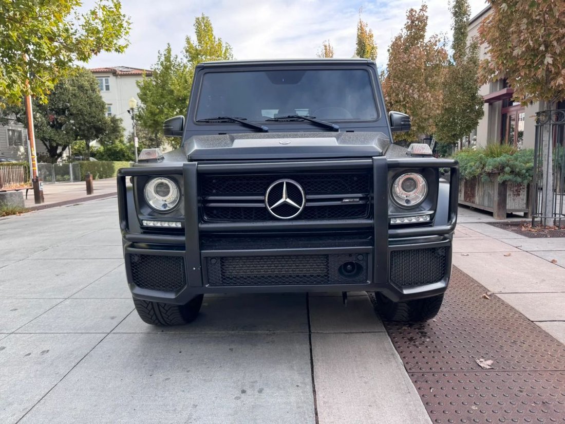 Suv in San Jose, CA, United States 4 - 19181245