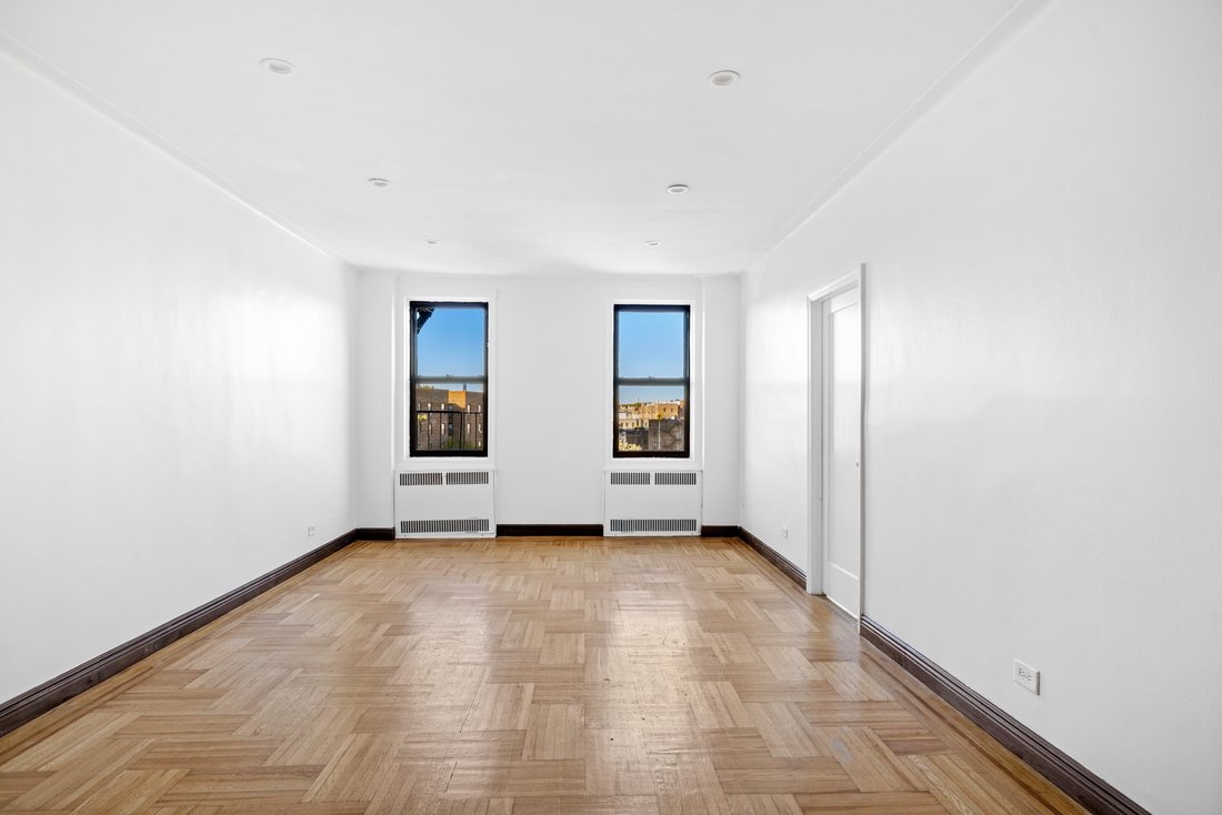 Co Op in New York, New York, United States 1 - 19173163