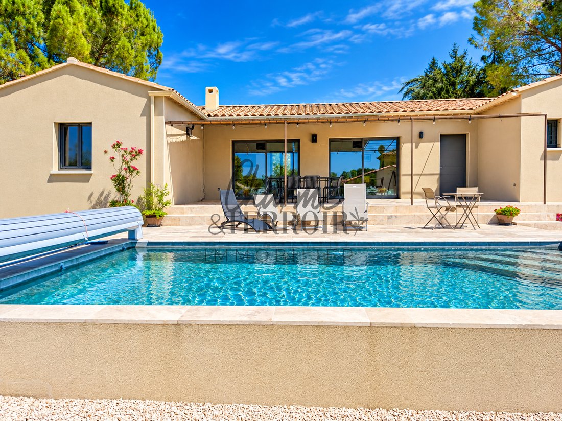 Villa in Uzès, Occitania, France 1 - 19170045