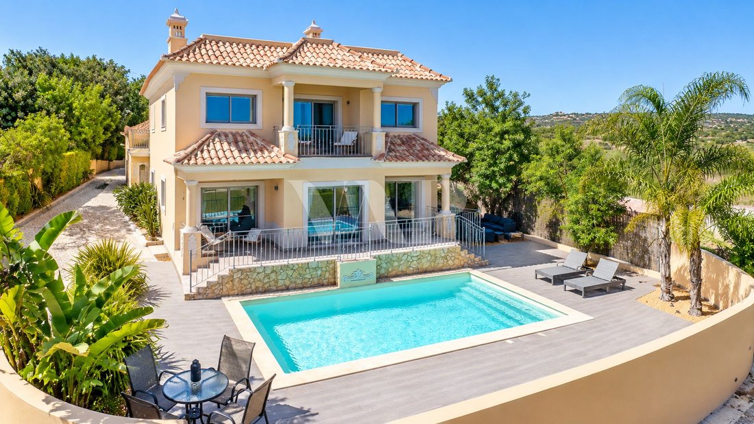Villa in Quarteira, Algarve, Portugal 1 - 19170553