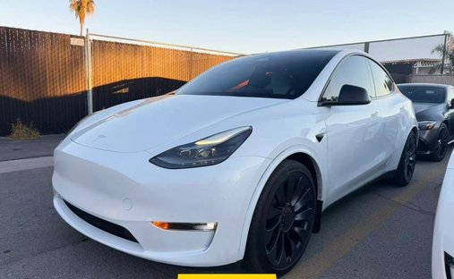 2024 Tesla Model Y Performance Sport Utility 4D in Costa mesa, CA, United States 1