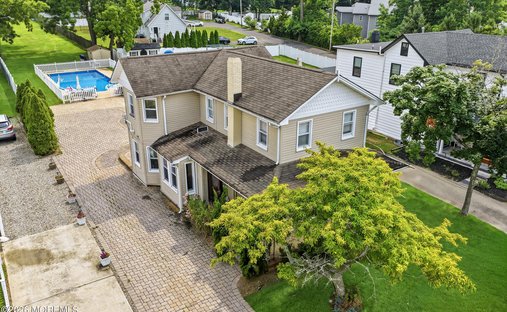 Casa in Oakhurst, New Jersey, Stati Uniti 1