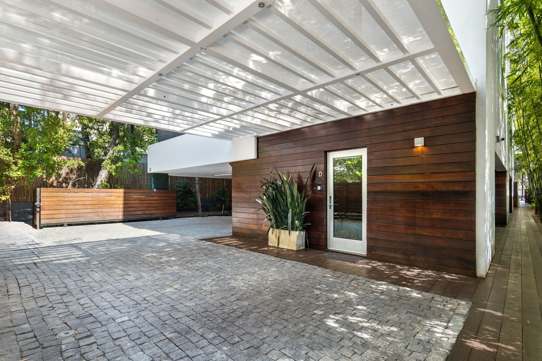 Condo in Miami Beach, Florida, United States 2 - 19176188