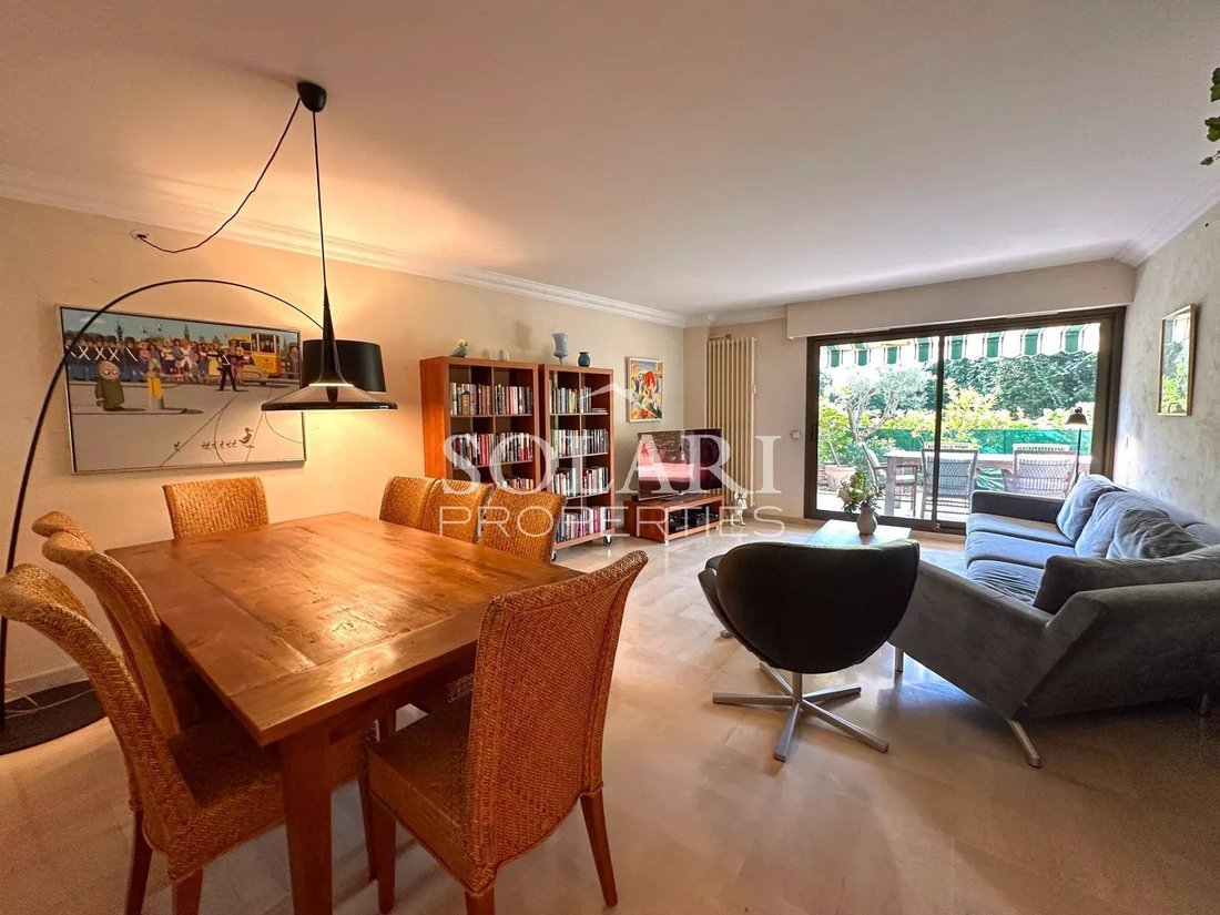 Appartamento a Le Cottage, Mandelieu-la-Napoule, Francia 2 - 15833269