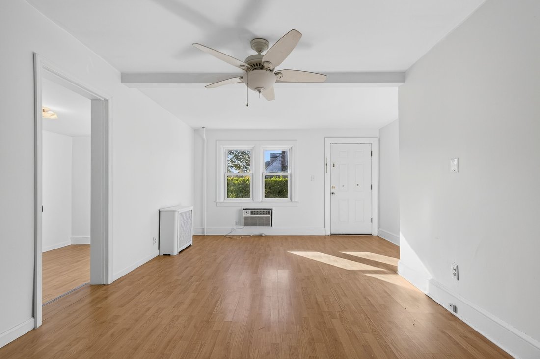 Appartement à Roslyn Heights, État de New York, États-Unis 5 - 18034095
