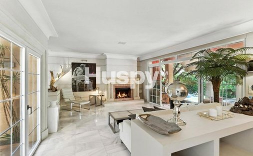 Villa in Marbella, Andalusia, Spain 1