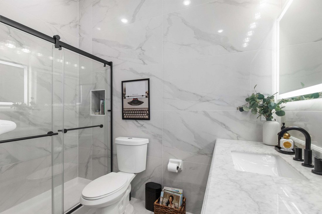 Condo in Jersey City, New Jersey, United States 5 - 19171420