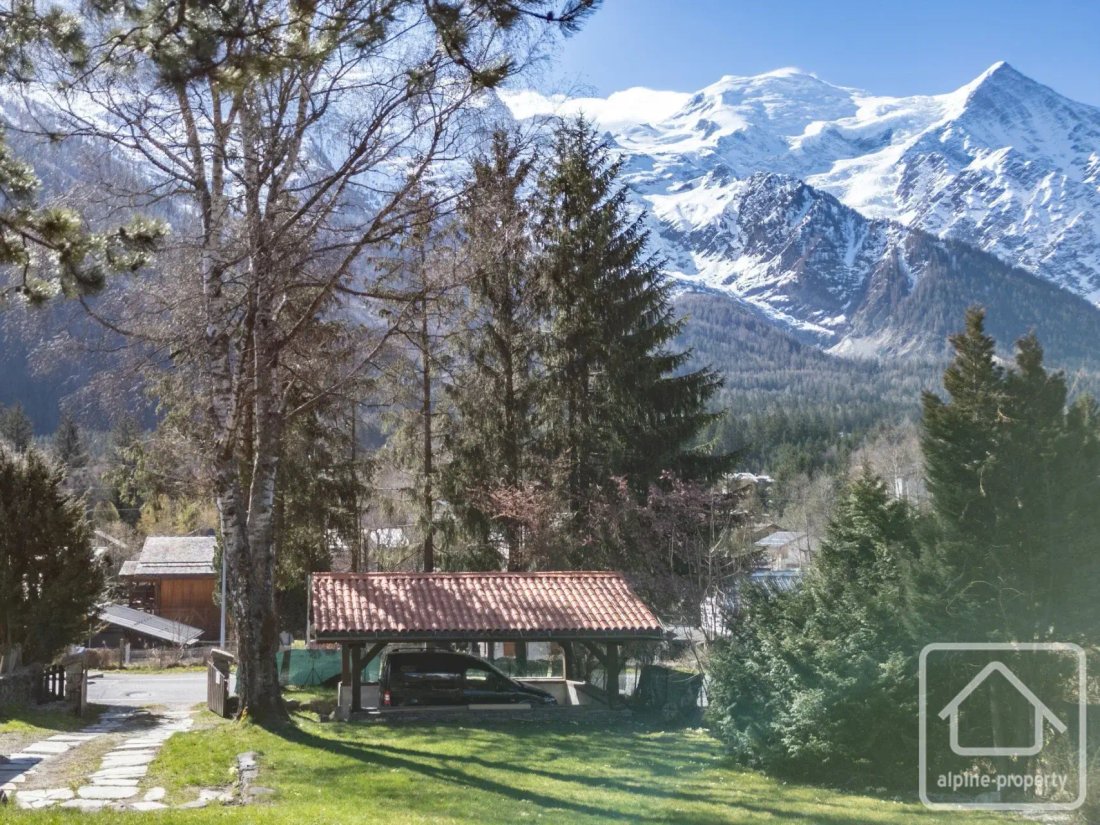 Pècles Farm En Chamonix Mont Blanc, Auvernia Ródano Alpes, Francia En ...