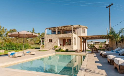 Villa in Korfu, Peloponnese, Western Greece and the Ionian, Griechenland 1