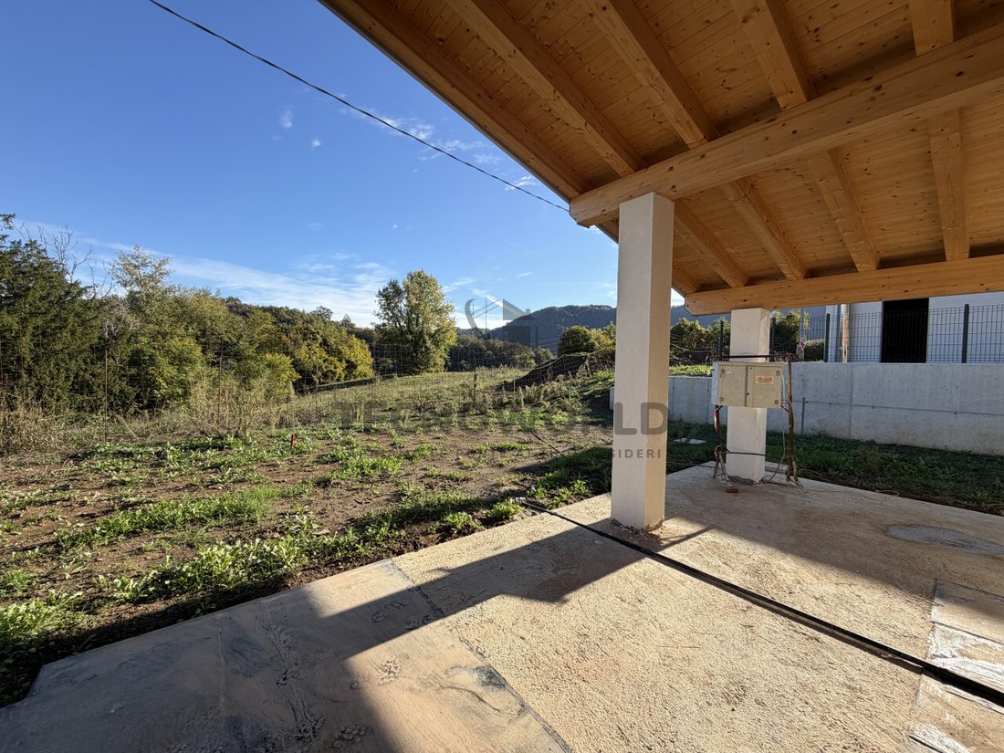 Villa in Guzan, Veneto, Italy 1 - 16530289