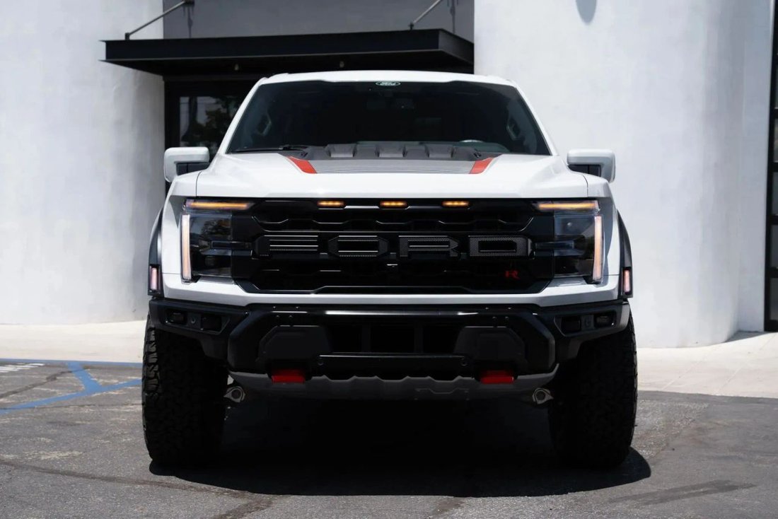 Pickup in Riverside, CA, United States 5 - 18457474