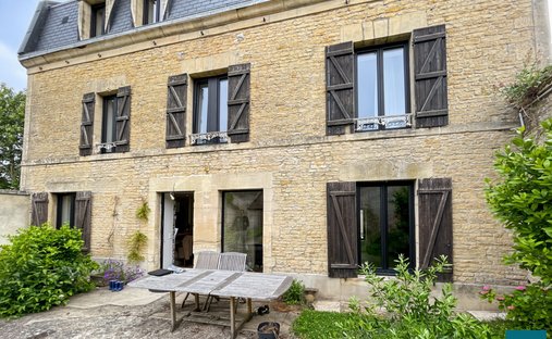 Casa a Douvres-la-Délivrande, Normandia, Francia 1