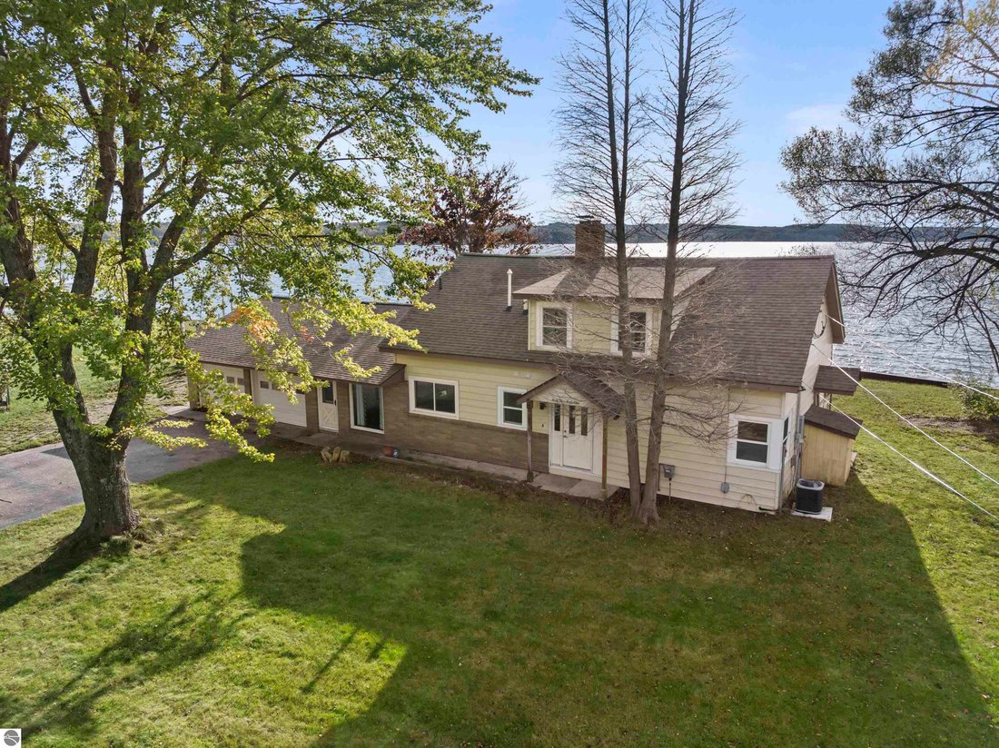 House in Onekama, Michigan, United States 5 - 19179273