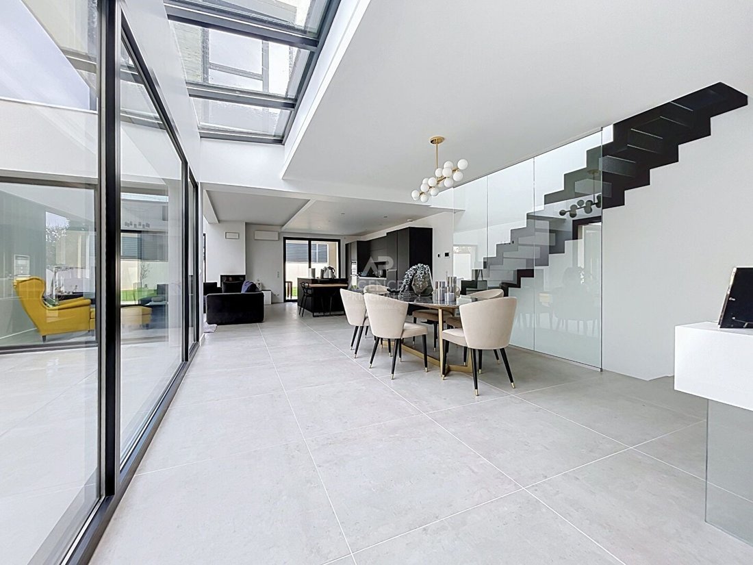 House in Montesson, Ile-de-France, France 1 - 19173273