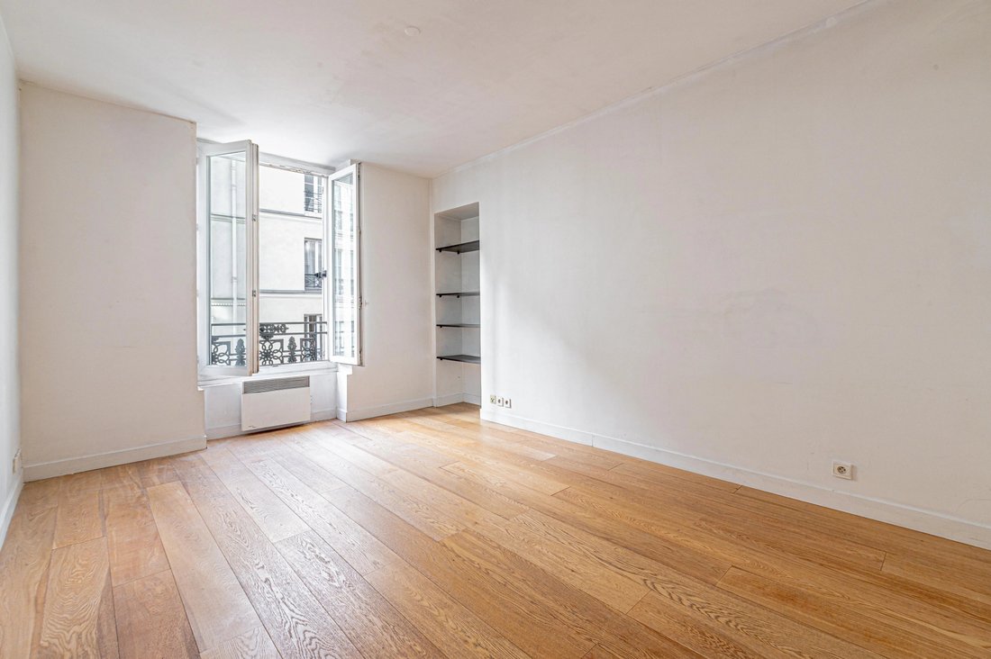 Apartment in Palais Royal, Paris 1er Arrondissement, Paris 3 - 19169816