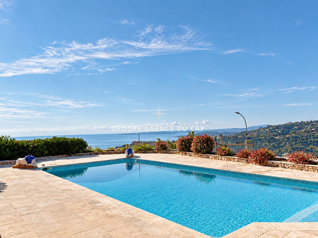 Villa in Les Issambres, Roquebrune-sur-Argens, France 3 - 19170837