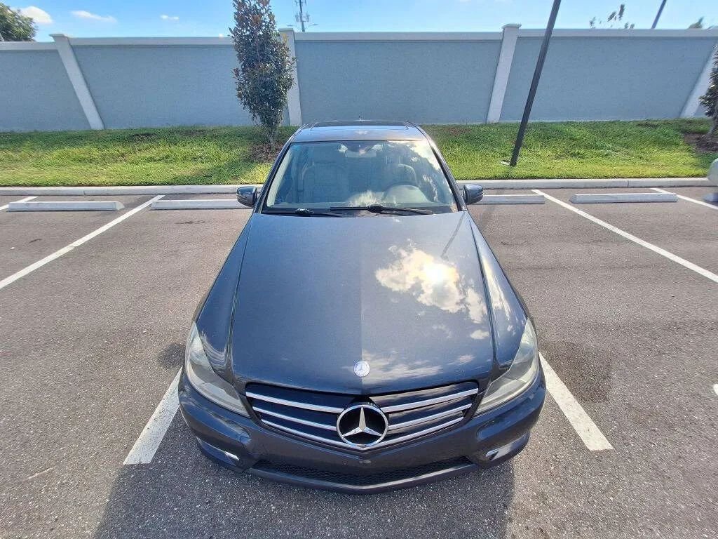Sedan in Tampa, FL, United States 3 - 19178803