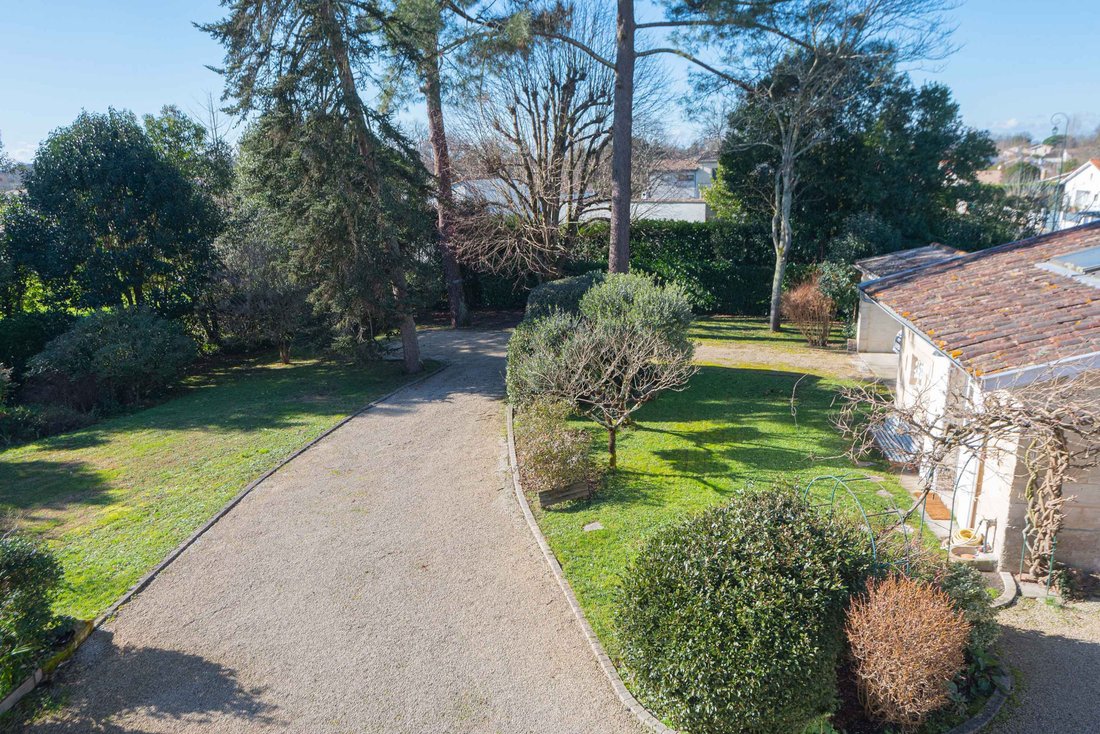 Casa a Carignan-de-Bordeaux, Nuova Aquitania, Francia 5 - 19170240