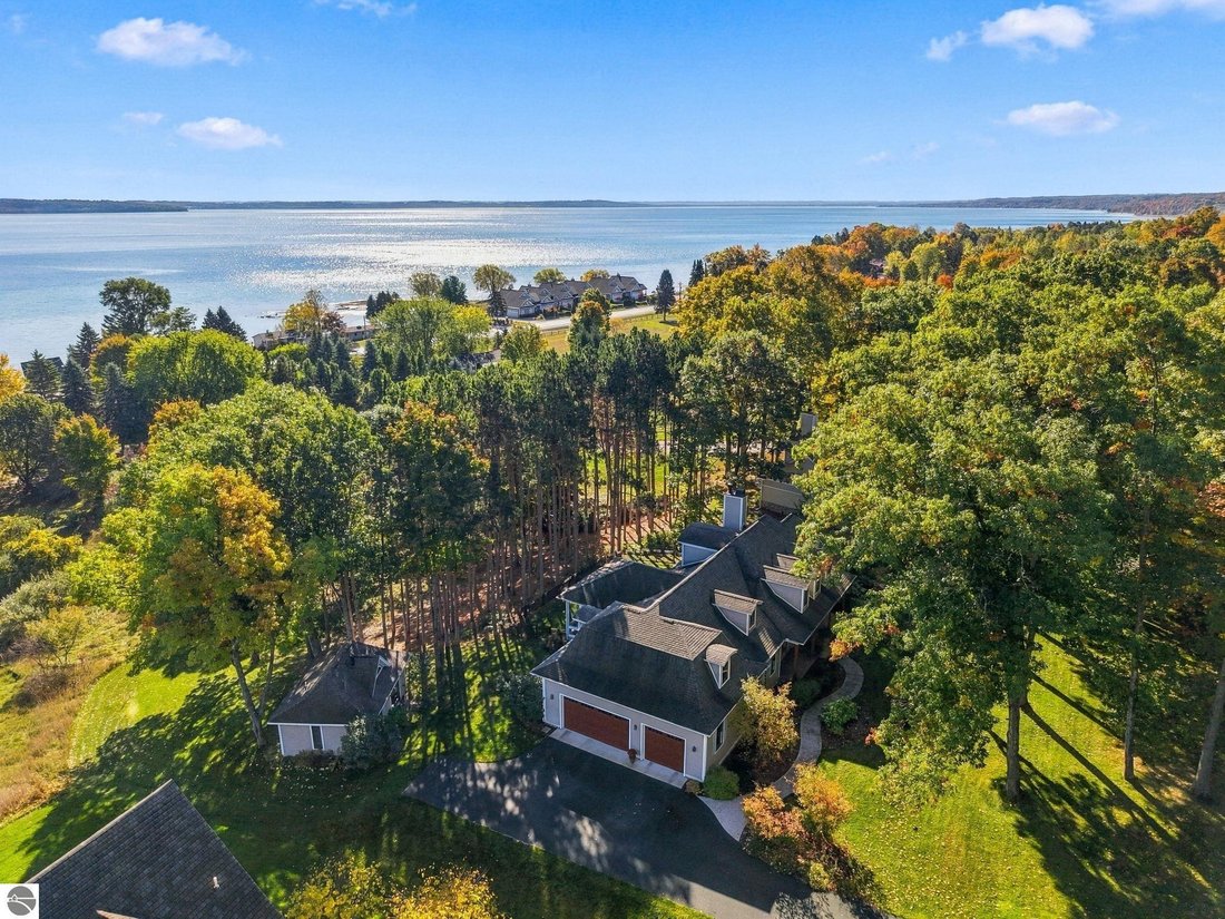 Maison à Suttons Bay, Michigan, États-Unis 2 - 19179938