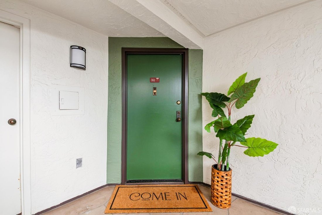 Condo in San Francisco, California, United States 4 - 19174079