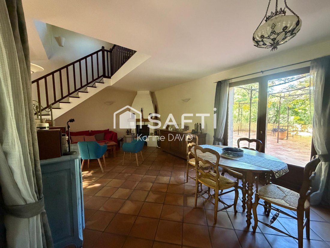 Maison à Cadolive, Provence-Alpes-Côte d'Azur, France 4 - 19176034