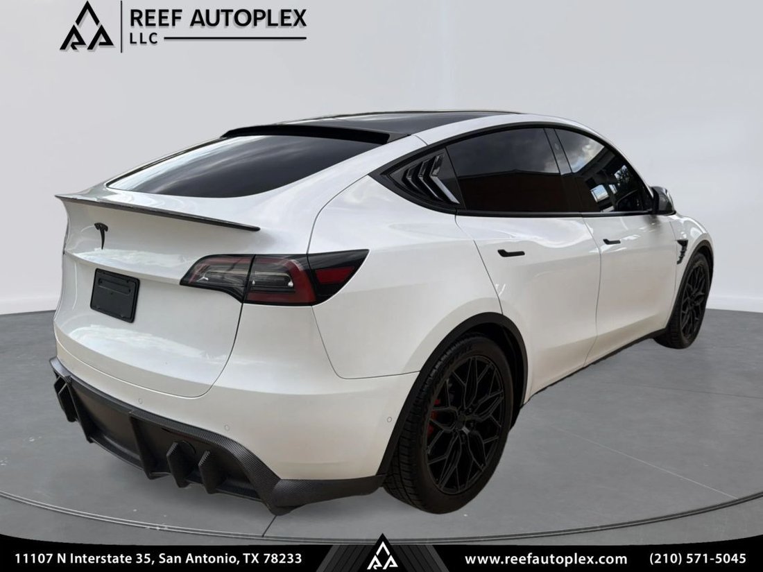 Suv in San Antonio, TX, United States 5 - 19180048