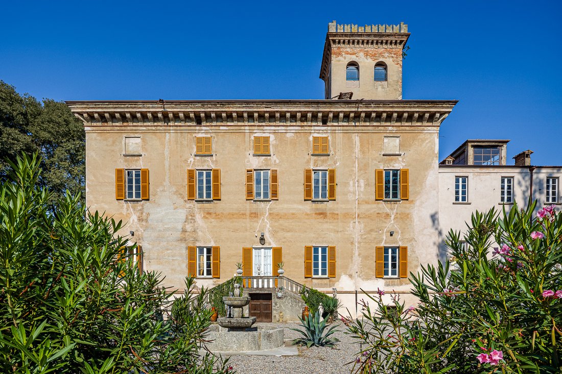 Chateau in Casale Cremasco-Vidolasco, Lombardy, Italy 2 - 19175648