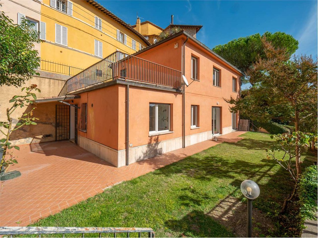 Villa a Centro Storico, Perugia, Italia 2 - 19172206