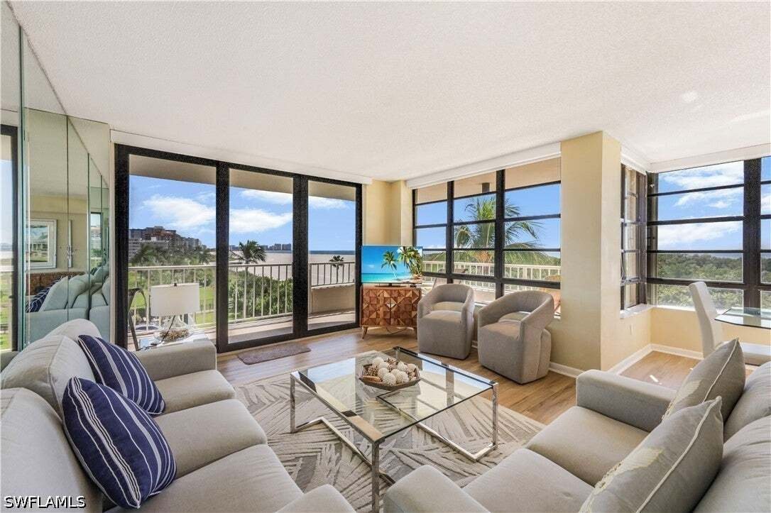 Condo in Marco Island, Florida, United States 5 - 19171403