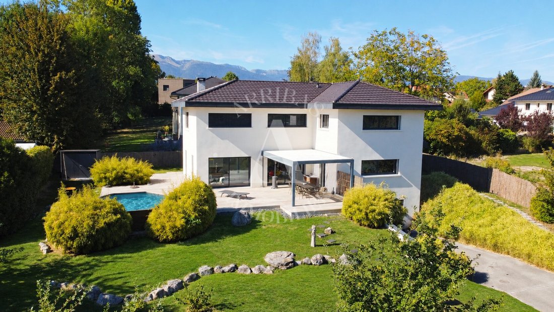 House in Prévessin-Moëns, Auvergne-Rhône-Alpes, France 1 - 19174444
