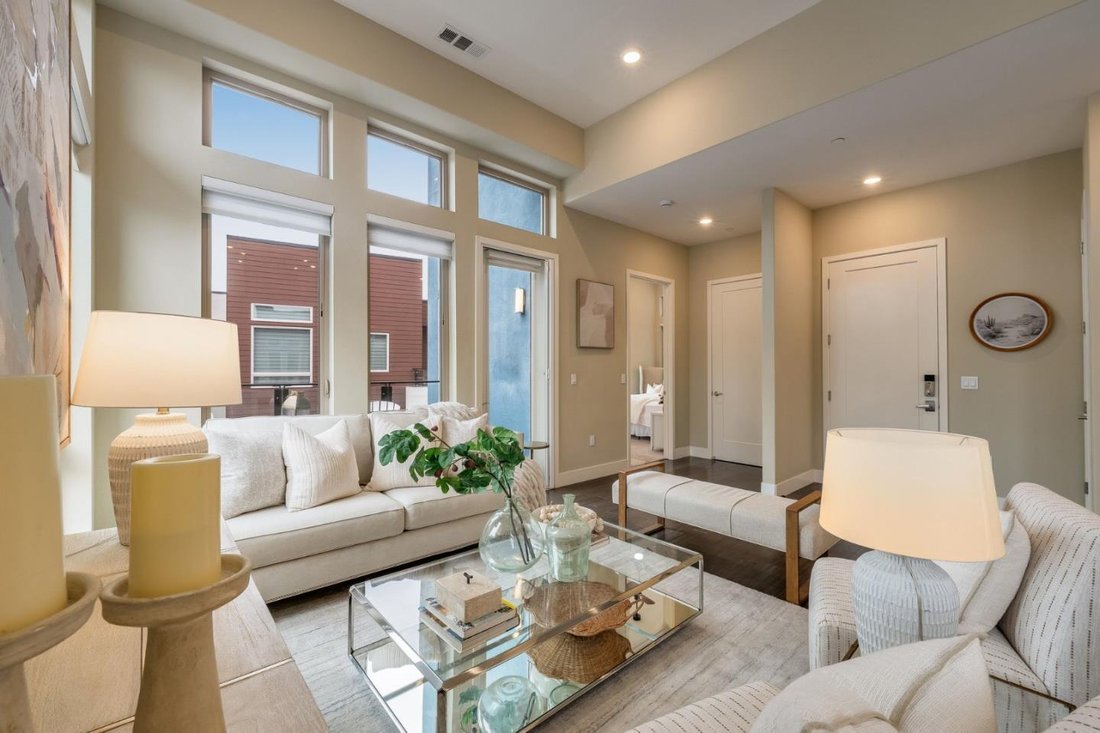 Condo in San Mateo, California, United States 4 - 19172673
