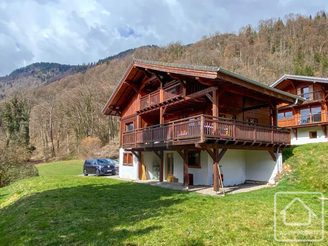 Chalet in Taninges, Auvergne-Rhône-Alpes, France 2 - 19170344