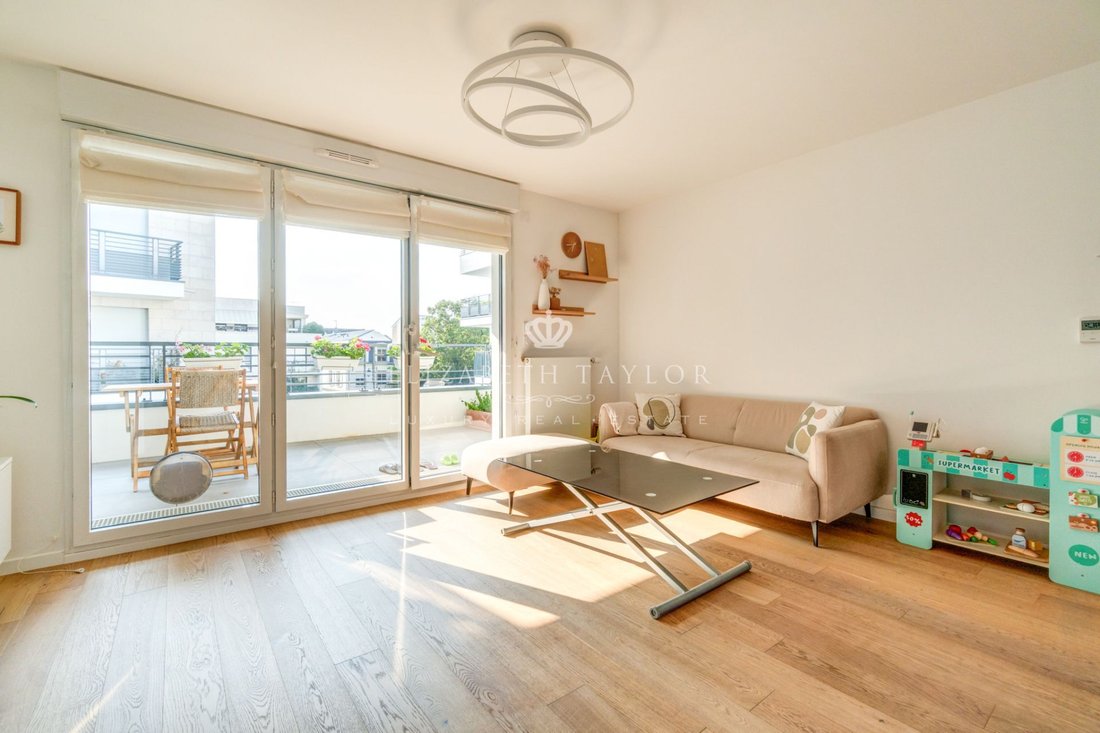 Apartment in Napoleon, Maisons-Laffitte, France 5 - 19170406