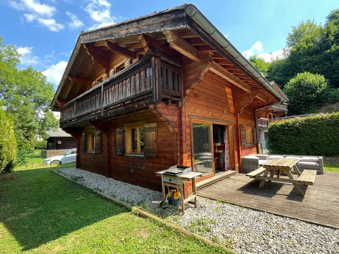 Chalet in Arâches-la-Frasse, Auvergne-Rhône-Alpes, France 1 - 19170467