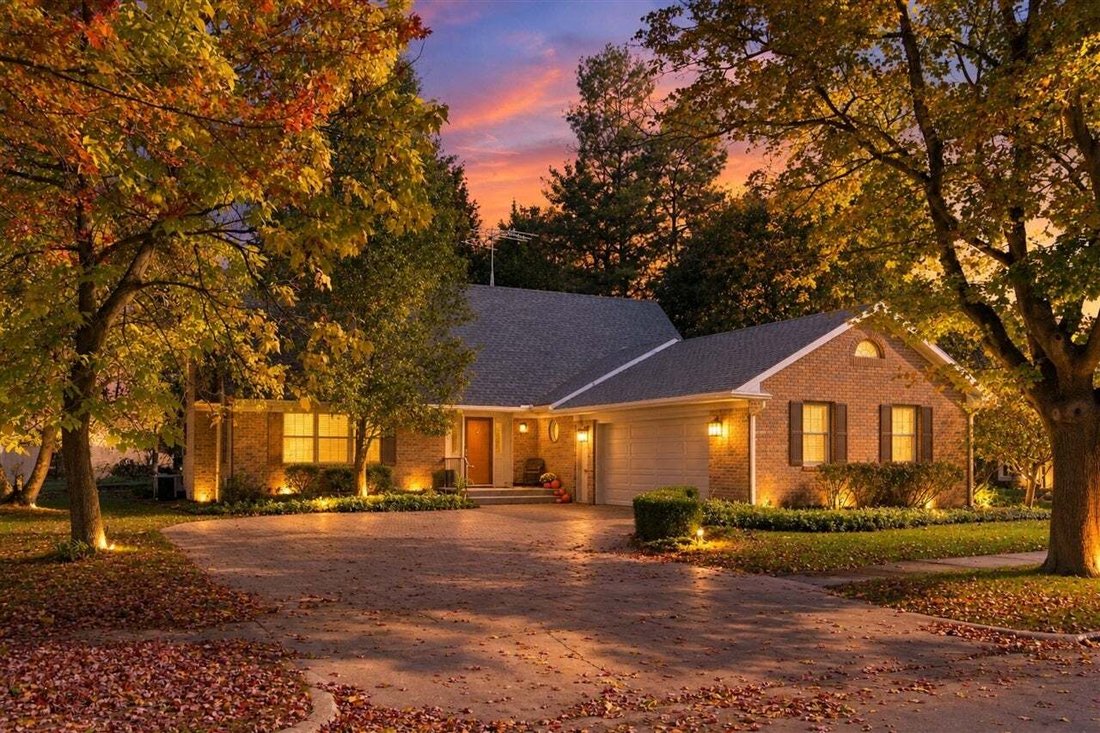 Casa a Chelsea, Michigan, Stati Uniti 2 - 19179704