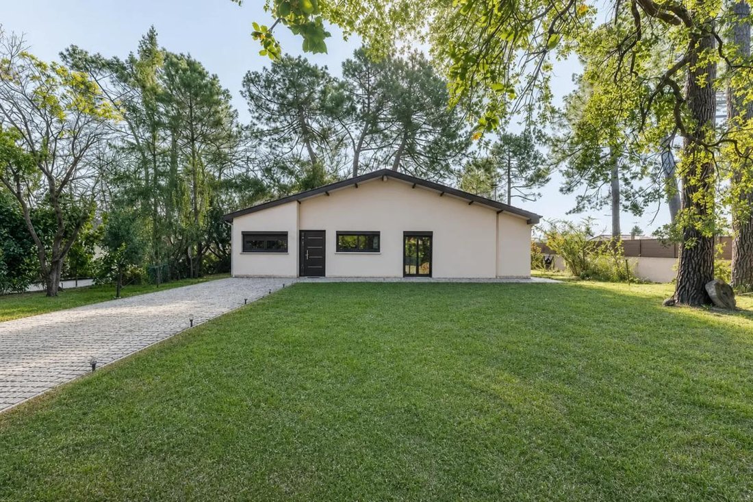Maison à Nord des Jalles, Le Taillan-Médoc, France 1 - 19170129