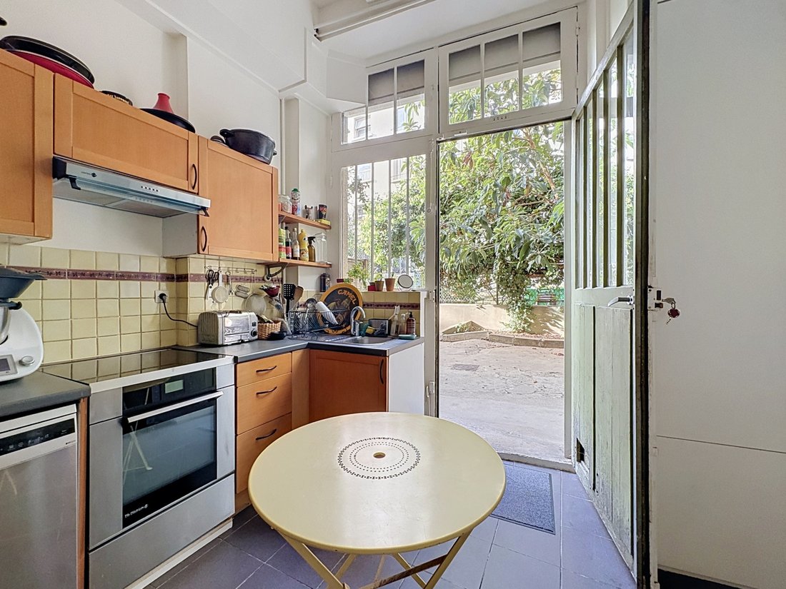 Apartment in Léon-Blum Folie-Regnault, Paris 11e Arrondissement, Paris 5 - 19178298