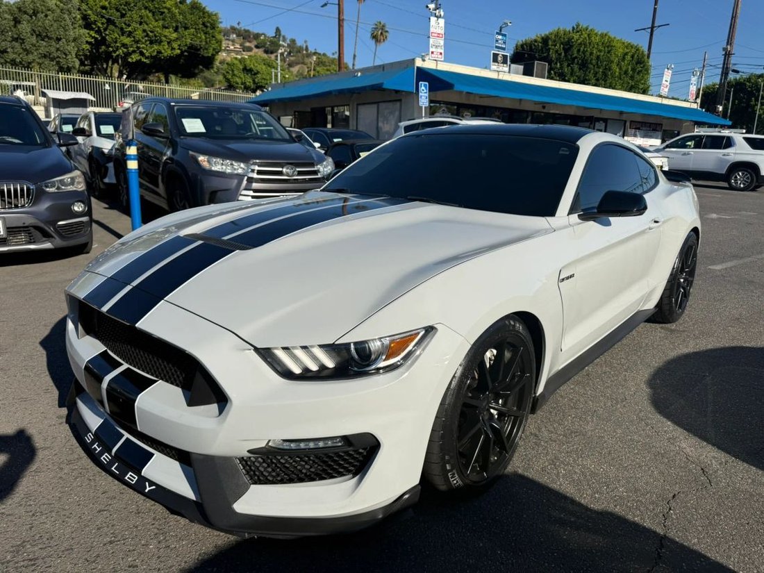 Coupe in Los Angeles, CA, United States 5 - 19180028
